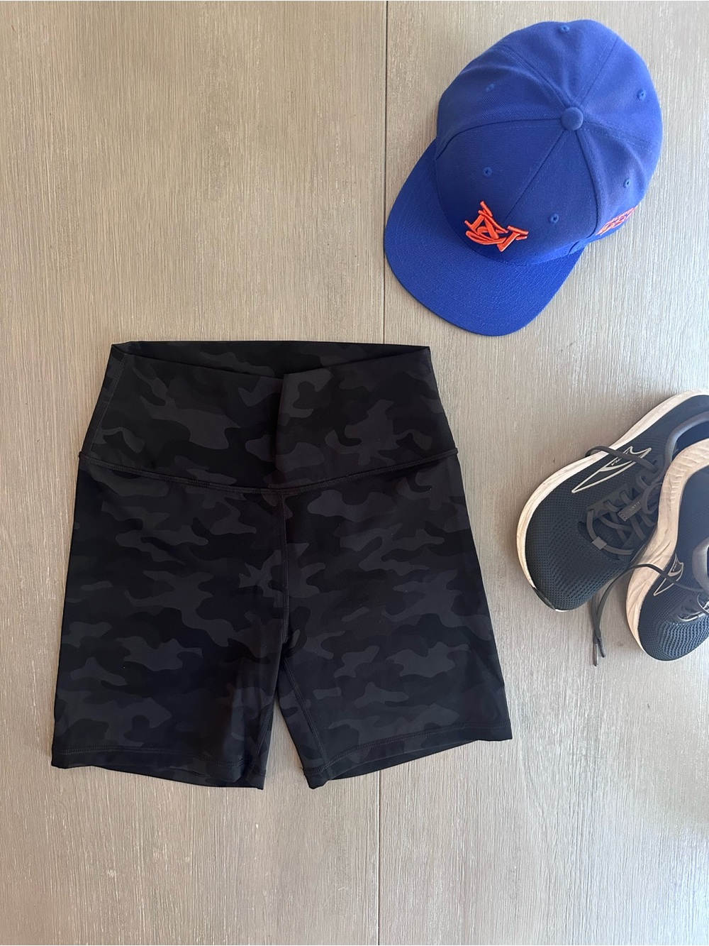 CRZ YOGA Black Camo High-Rise Shorts
